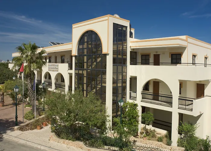 アパートホテル Alfagar Cerro Malpique 3*